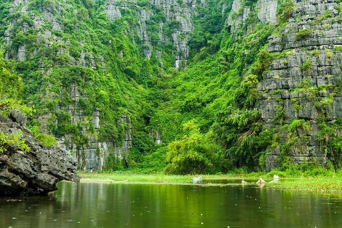 Ninh Binh Private Tour : Bai Dinh Trang An Mua Cave from Hanoi - Bai Dinh Pagoda: Vietnam’s Largest Buddhist Complex