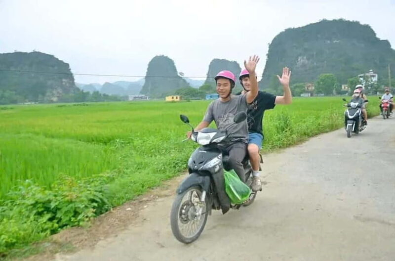 Ninh Binh Sunset Motorbike: Mua Cave, Coi Khe & Hoa Lu Town - An In-Depth Look at the Ninh Binh Sunset Motorbike Tour