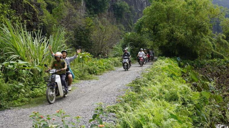 Ninh Binh Sunset Tour & Hoa Lu Ancient Town Visit - An Authentic Sunset Experience in Ninh Binh: Hoa Lu and Ngoa Long Mountain