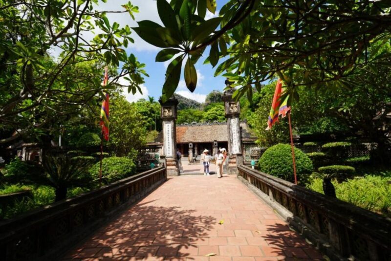 Ninh Binh Trip Visit Hoa Lu Capital -Tam Coc-Biking-Mua Cave - Discovering Ninh Binh: Why This Tour Stands Out