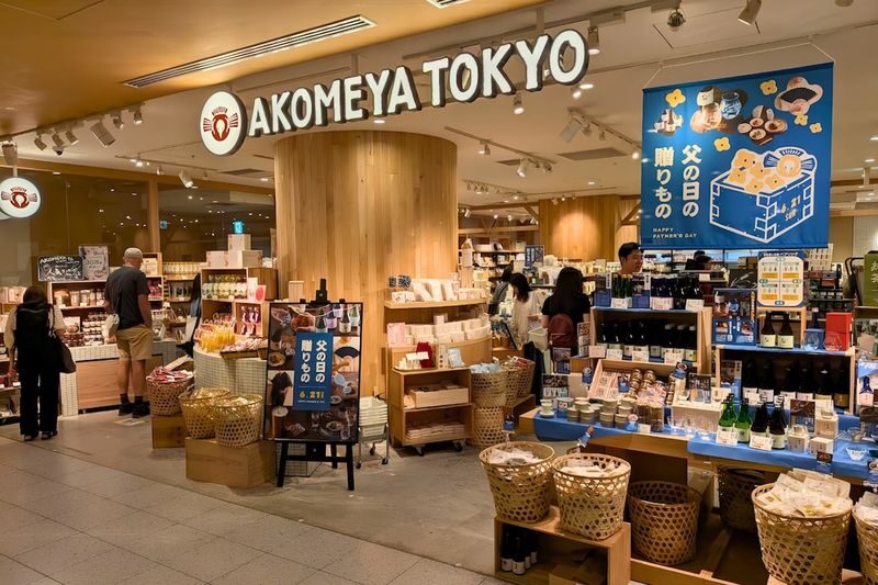 NINJA GO TOURS Tokyo: Create Your Own Hanko! A 60-Minute Experience - Bringing Children Along