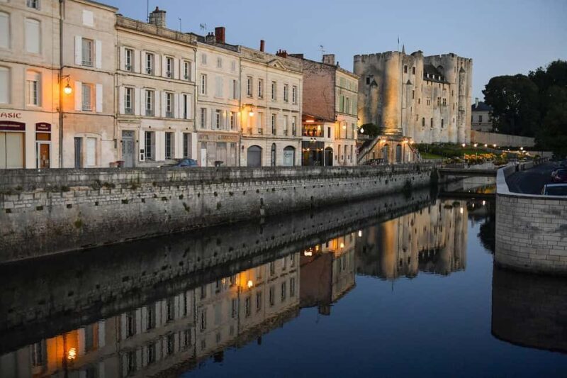 Niort: Guided Walking Tour of the City - Practical Details and What You Should Know