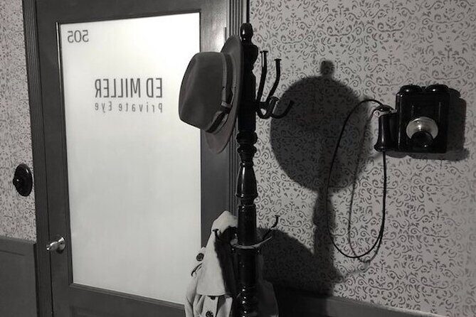 Noir Escape Room in Alaska - Key Points