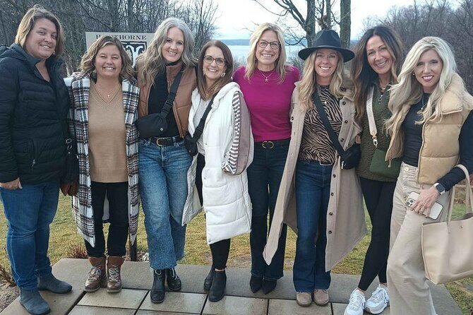 NON BUS 4 Winery Traverse City Wine Tour on Old Mission Peninsula - Key Points