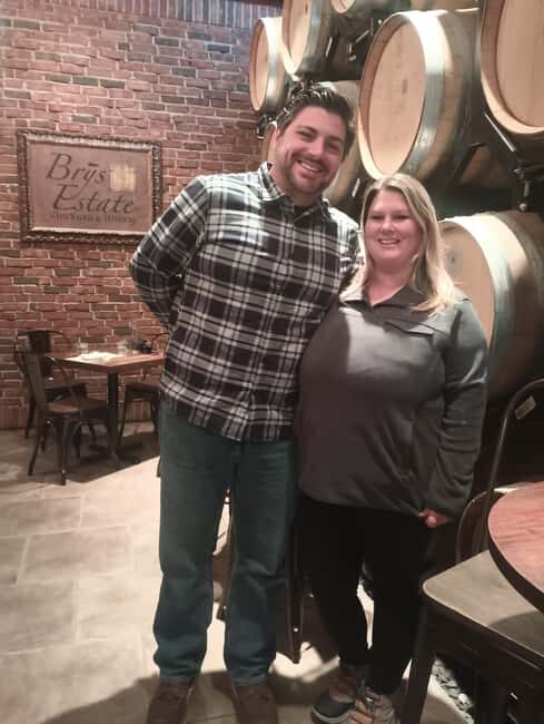 NON BUS BIRTHDAY Old Mission Peninsula Traverse Wine Tour - Authenticity and Expert Guidance
