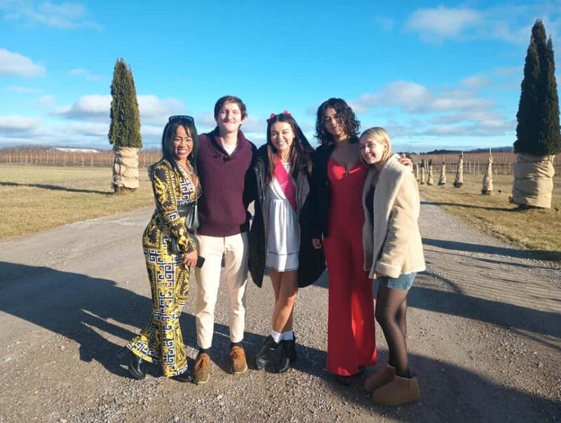 NON BUS GIRLS TRIP Traverse City Old Mission Wine Tour - Who Should Consider This Tour?