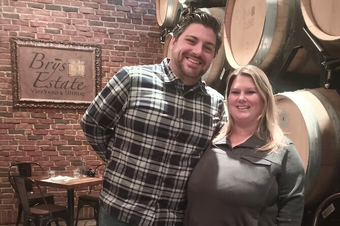 NON BUS Traverse City Old Mission Peninsula Private Wine Tour - FAQ