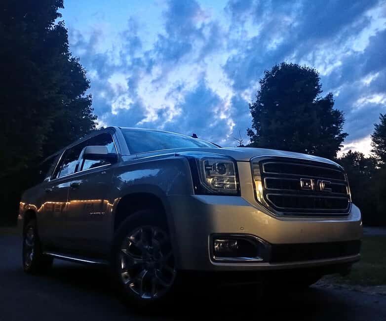 NON BUS Traverse City Wine Tour in a Luxury SUV - Experience Traverse City’s Premier White Wine Tour in a Luxury SUV