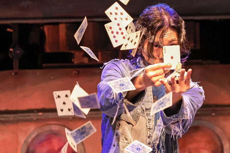 Non-Verbal Theatre GEAR Show Admission - A good fit for families and mixed-language groups
