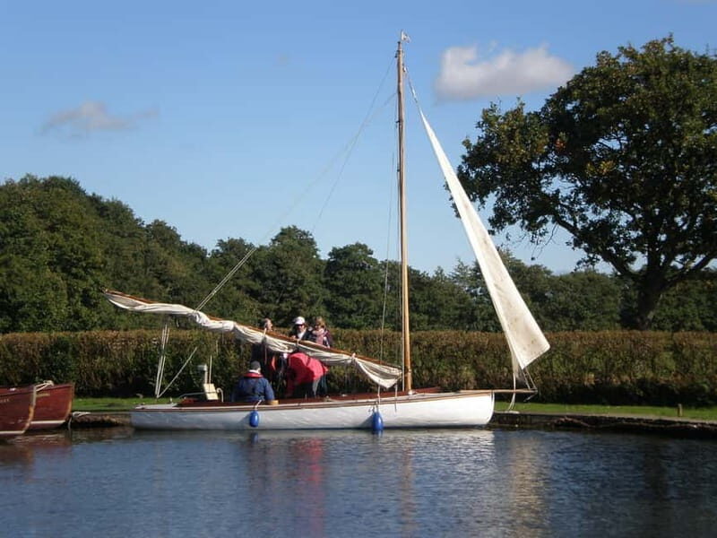Norfolk: Broads & Coast Online Road Trip Travel Guide - Deep Dive: What to Expect at Each Stop