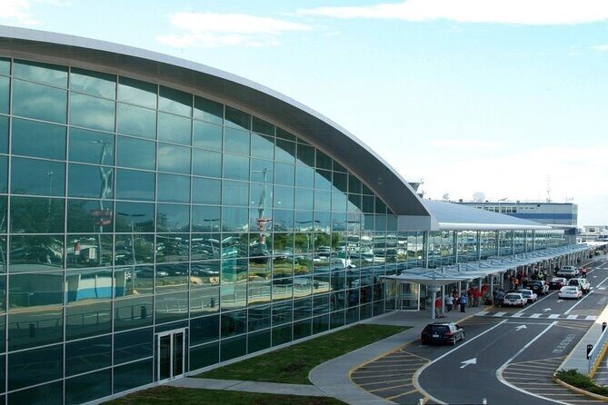 Norman Manley International Airport Kingston to Ocho Rios Hotels - A Smooth Start from Kingston to Ocho Rios with Fowlers Taxi & Tours