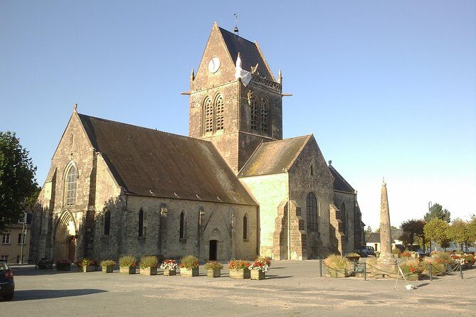 Normandy American D-Day Experience - Group tour from Bayeux - A Deep Dive into the Normandy American D-Day Experience