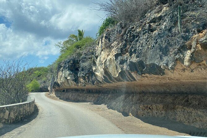 North and South Tour with Elgin a Local Guide - FAQs