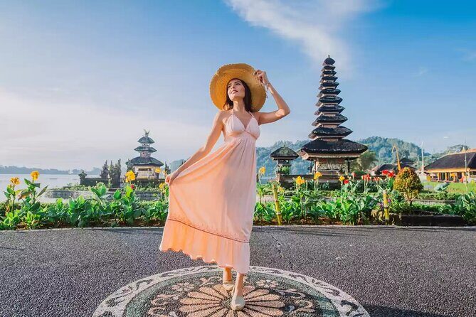 North Bali Hidden Gems Tour Ulun Danu Temple Twin Lakes Waterfall - Exploring North Bali’s Hidden Gems: Ulun Danu Temple, Twin Lakes, and Waterfalls