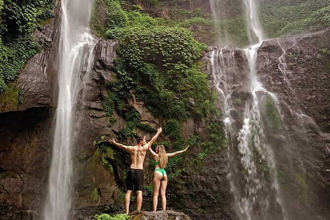 North Bali Sekumpul Waterfall, Banyumala Waterfall & Temple Tour - What Makes This Tour Stand Out?