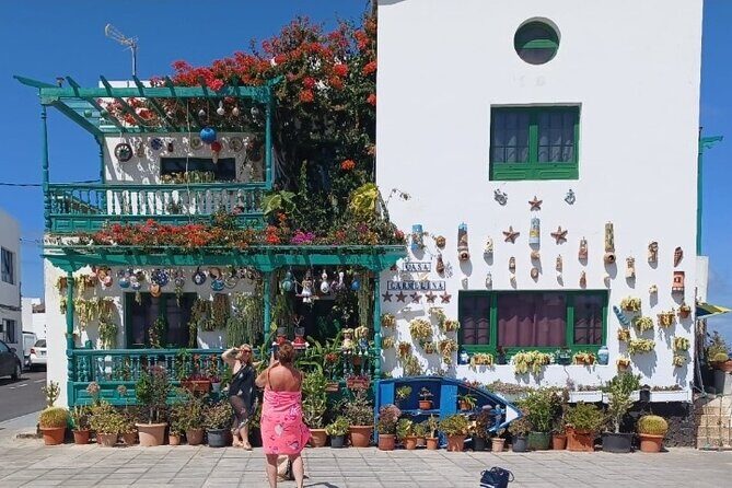 North Tour, Viewpoint, Brunch, White beach & lava pools - Exploring Lanzarote’s North: An Authentic and Scenic Journey