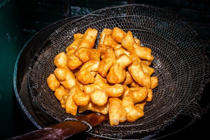 Northern Flavours Chiang Mai Food Tour with 15+ Tastings - What Travelers Say