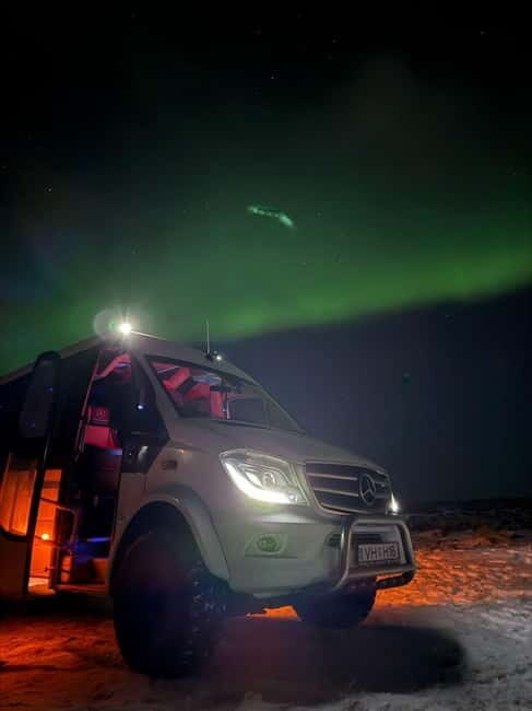 Northern Lights & Hot Choco: Private 4x4 Tour from Reykjavik - An In-Depth Look at the Tour Experience