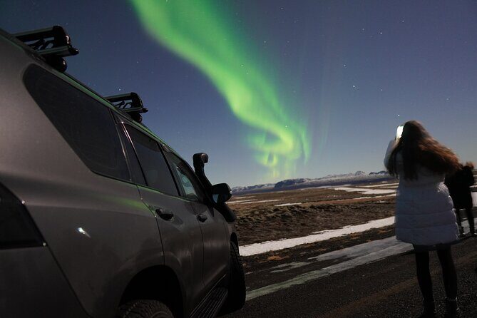 Northern Lights In luxury off-road SUV with Photos and Treats (Private 1-6 Pax) - FAQs