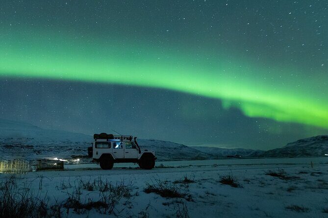 Northern Lights | Private Tour | PRO Photos included - Discover the Magic of the Northern Lights in Iceland