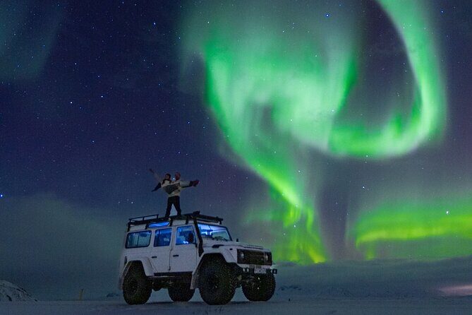 Northern Lights | Private Tour | PRO Photos included - Practical Tips for Your Aurora Chase