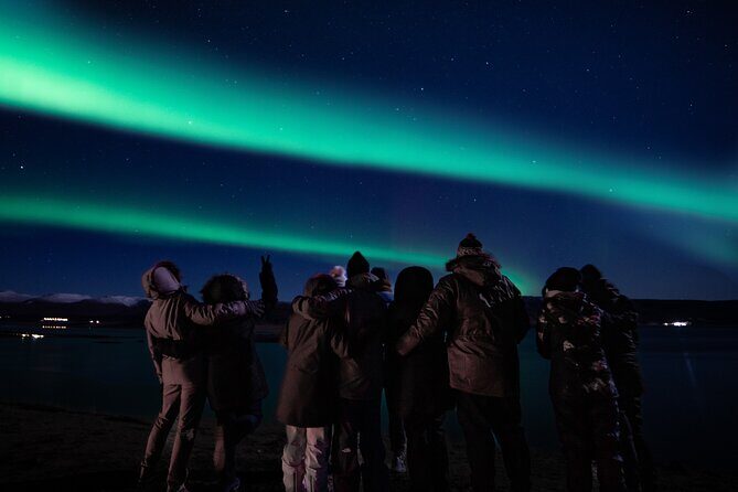 Northern Lights Private Tour with a Photographer from Reykjavík - An In-Depth Look at the Northern Lights Private Tour from Reykjavík