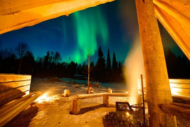 Northern Lights Tour in Atmospheric Cottage - Discover the Northern Lights in a Cozy Finnish Cottage