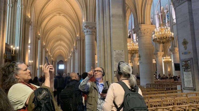 Notre-Dame Cathedral Interior & Île de la Cité Walking Tour - Exploring Paris’s Heart: Notre-Dame & Île de la Cité Walking Tour
