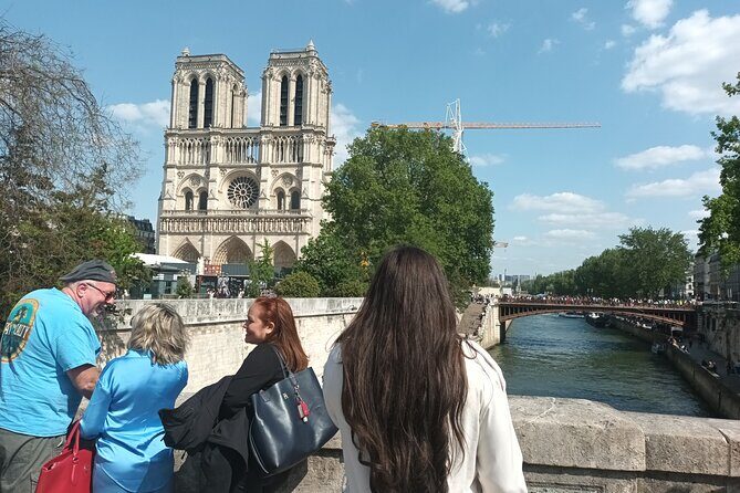 Notre Dame Exterior Ile de la Cité Tour and Sainte Chapelle - Frequently Asked Questions