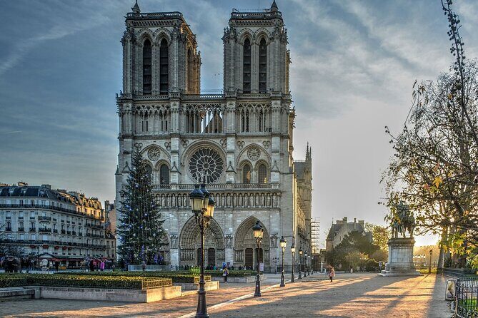Notre Dame Interior Guided Tour with Scheduled Group Access - The Sum Up: Who Should Book This Tour?