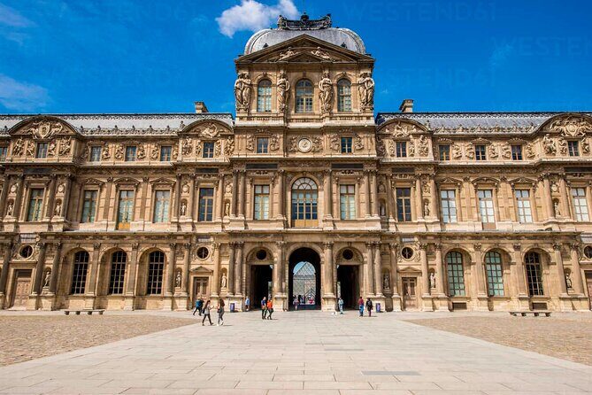 Notre Dame Outdoor and City Center of Paris with Local Guide - Who Should Consider This Tour?
