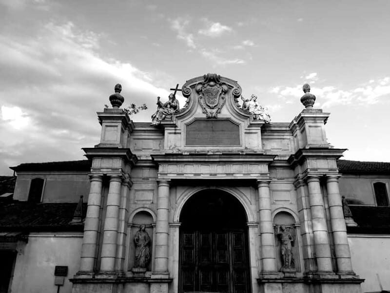 NOTTURNO AL MANICOMIO DI COLLEGNO - What Travelers Say