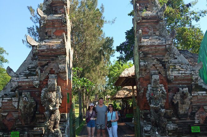 Nungnung waterfall, Sangeh village & Bali swing - FAQ