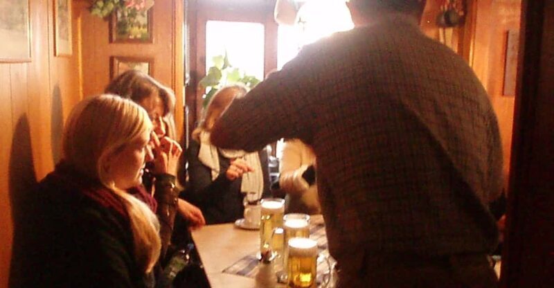Nuremberg: Pub Crawl for Bachelor and Bachelorette Parties - What to Expect at Each Stop