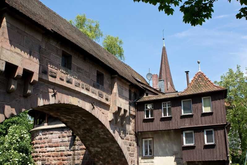 Nuremberg: The Old Town in Evening Light - IN GERMAN - The Sum Up