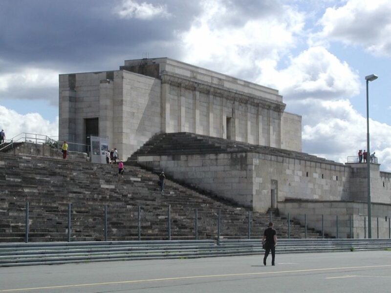 Nuremberg: WWII Tour, Courtroom 600 and 3rd Reich Sites - FAQ