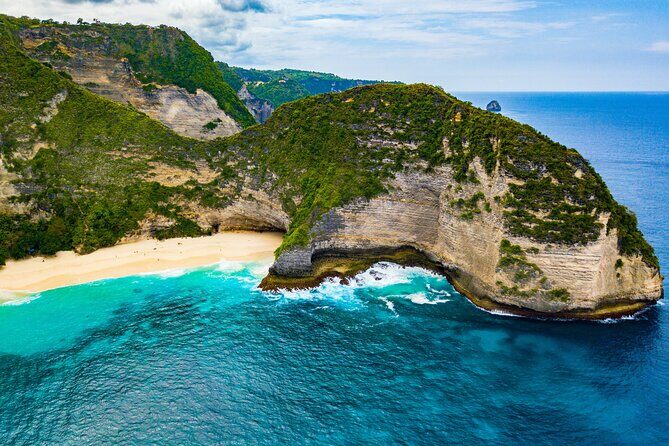 Nusa Penida 2 Day 1 Nights Guided Private Bali Tour - An In-Depth Look at the Nusa Penida Private Tour Experience