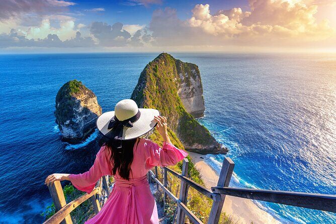 Nusa Penida Day Tour Kelingking Broken and Angels Bay - Kelingking Beach: the cliff that needs no introduction