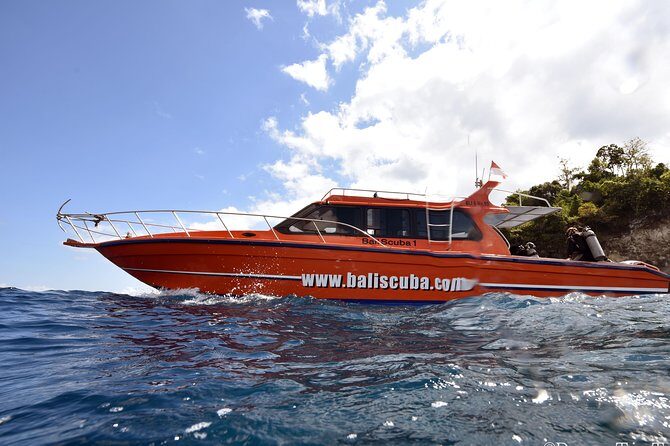 Nusa Penida Day Trip for 3 dives - The Guides and Staff