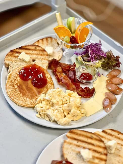 Nuuk City Highlights by Car with Greenlandic Tasting - Why Choose This Tour?
