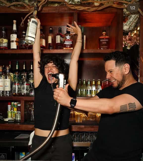 NYC Bar Tour: Gangsters, Heroes + Bright Lights of Broadway - A Deeper Look at What You Can Expect