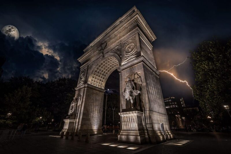 NYC: Boos & Booze Haunted Pub Crawl - The Sum Up