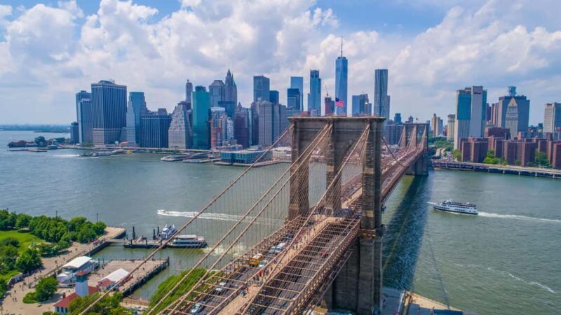 NYC: Brooklyn Bridge, DUMBO, and Skyline Small Group Tour - A Balance of Value and Authenticity