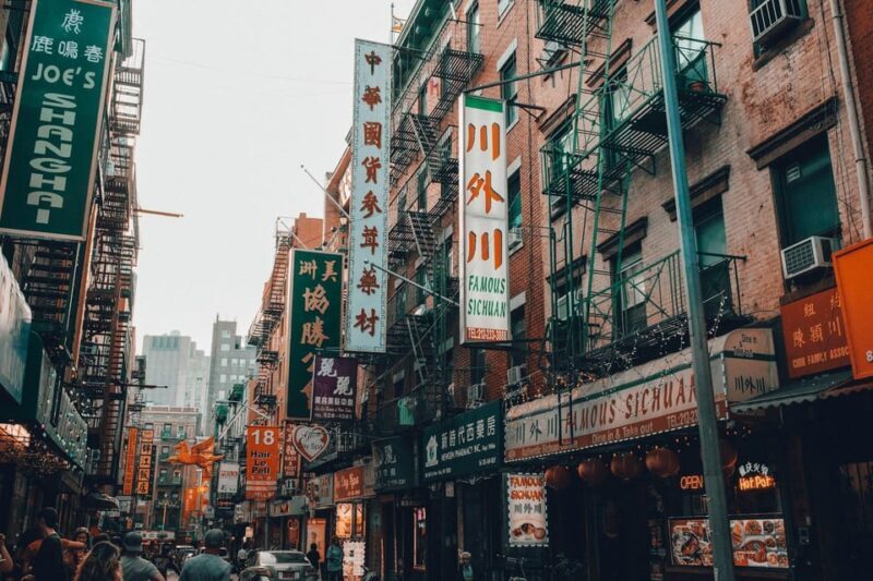 NYC: Central Park Zoo Entry Ticket & Manhattan Walking Tour - Key Points
