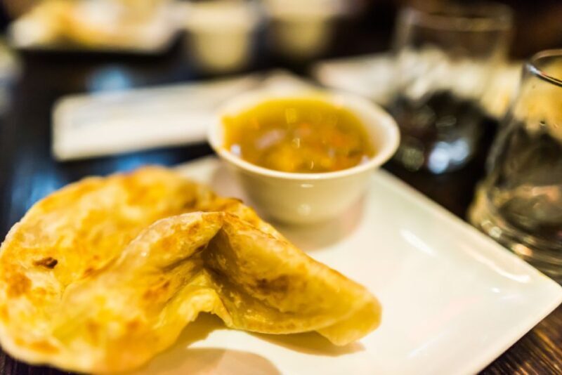 NYC Chinatown: Seated Restaurant Food & History Walking Tour - A Closer Look at the Tour Experience