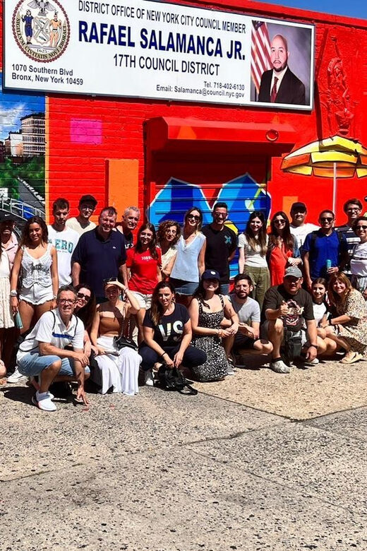 NYC: Contrast Tour Manhattan, El Bronx, Queens & Brooklyn - Who Would Appreciate This Tour?