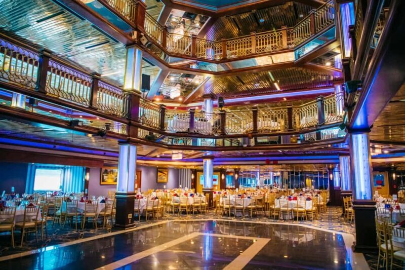 NYC: Cornucopia Majesty New Year's Eve Party Cruise - A Closer Look at the Experience
