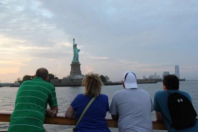 NYC: Evening Jazz Cruise on the Yacht Manhattan - Who Would Love This?