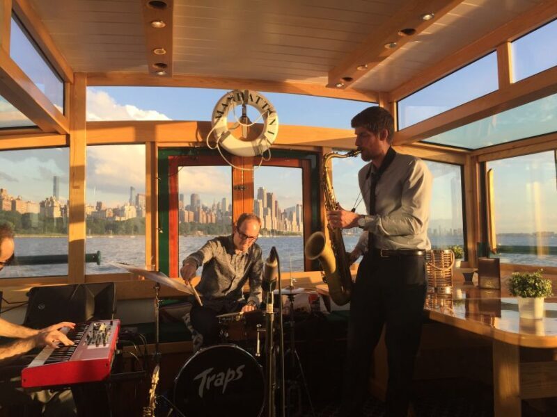 NYC: Evening Jazz Cruise on the Yacht Manhattan - FAQ
