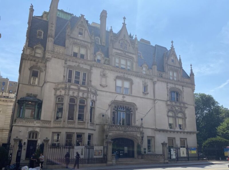 NYC: Gilded Age Mansions Guided Tour - Experience the Glamour of Gilded Age Mansions in New York City